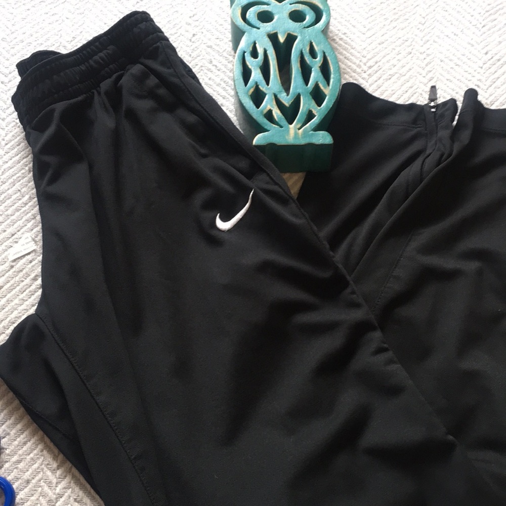 Nike joggers